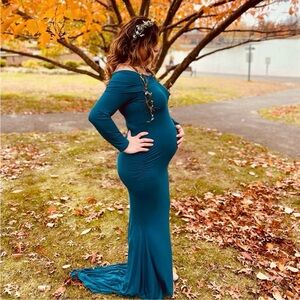 Elegant Teal Maternity Dress